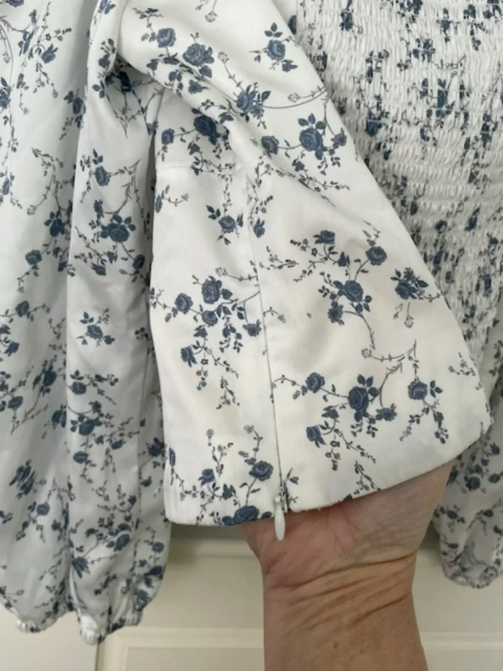 Gianni Bini Floral Milkmaid Coquette Top Puff Sleeve Smocked NWT 12 - Picture 7 of 10